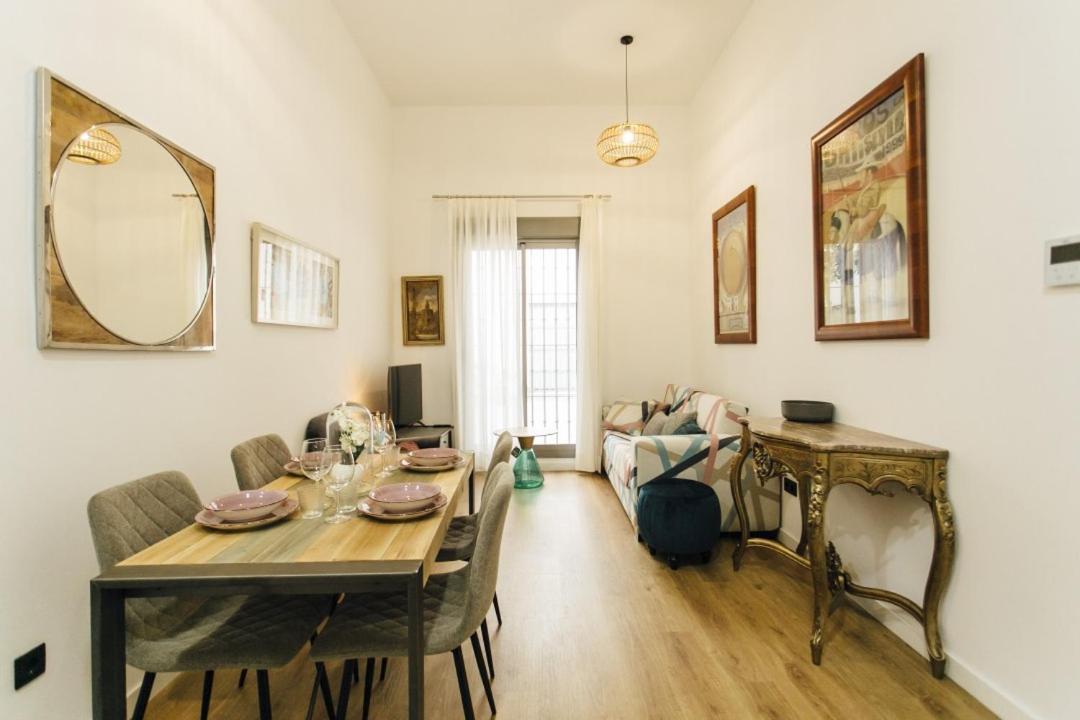 Апартаменты Modern With Seasonal Swimming Pool- 1Bd 1Bth- Goyeneta Севилья Экстерьер фото
