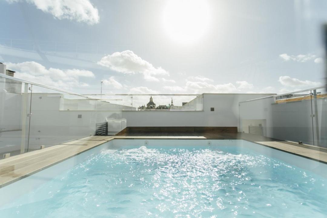 Апартаменты Modern With Seasonal Swimming Pool- 1Bd 1Bth- Goyeneta Севилья Экстерьер фото