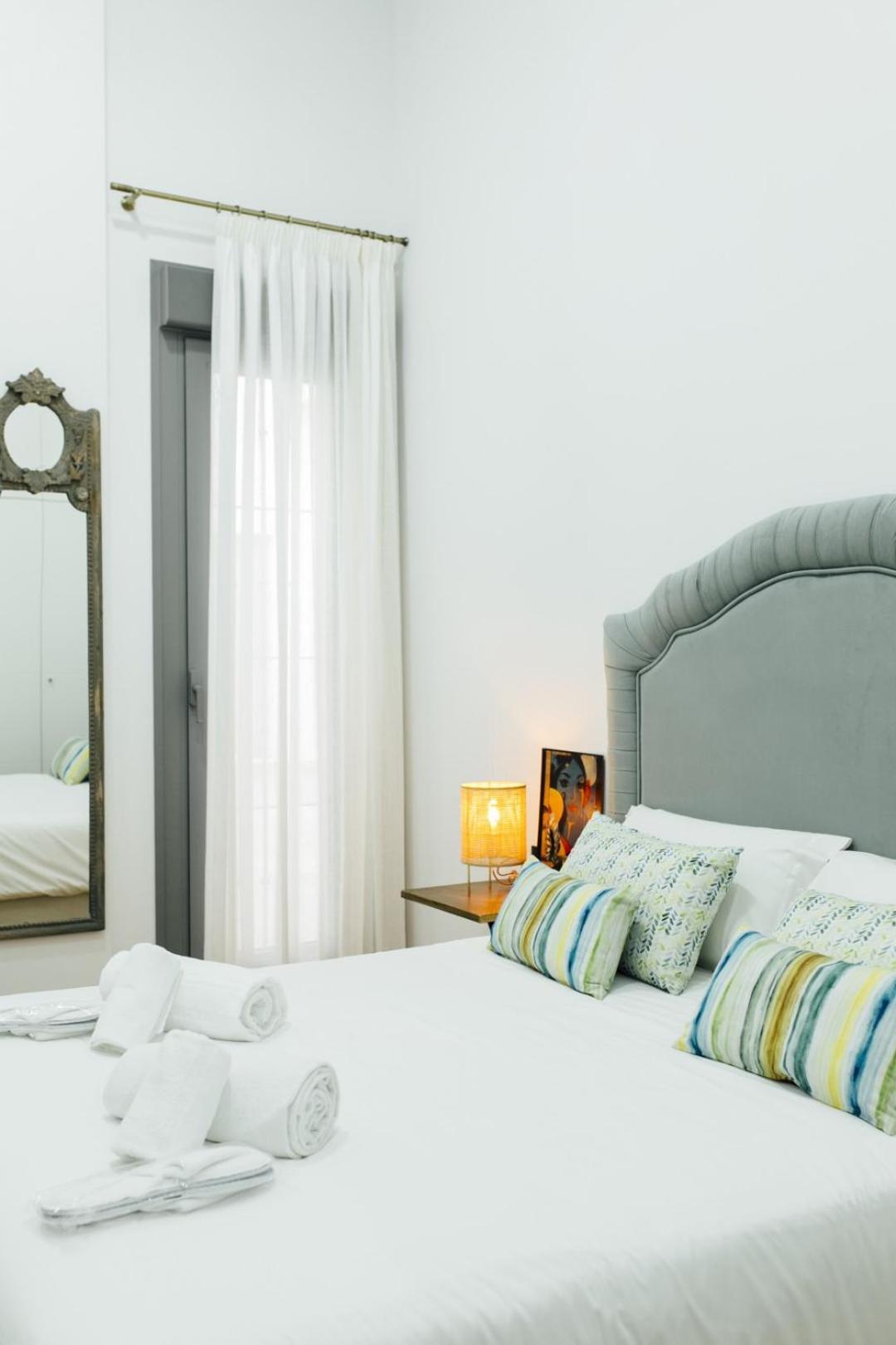 Апартаменты Modern With Seasonal Swimming Pool- 1Bd 1Bth- Goyeneta Севилья Экстерьер фото