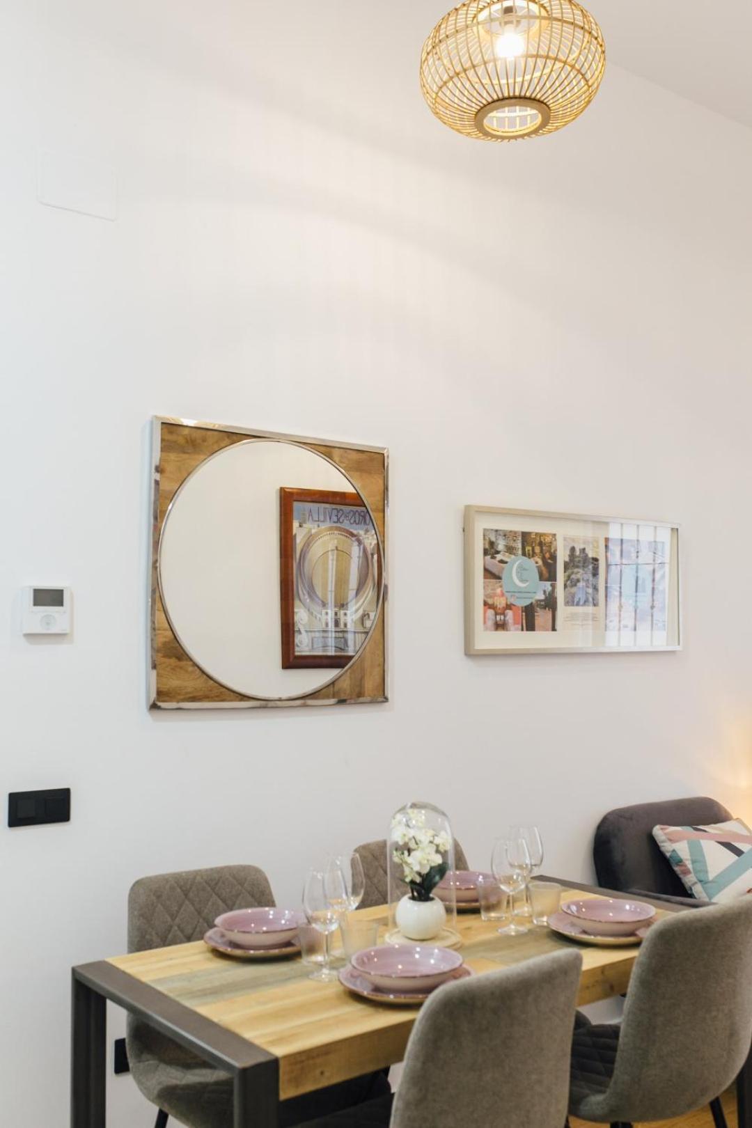 Апартаменты Modern With Seasonal Swimming Pool- 1Bd 1Bth- Goyeneta Севилья Экстерьер фото